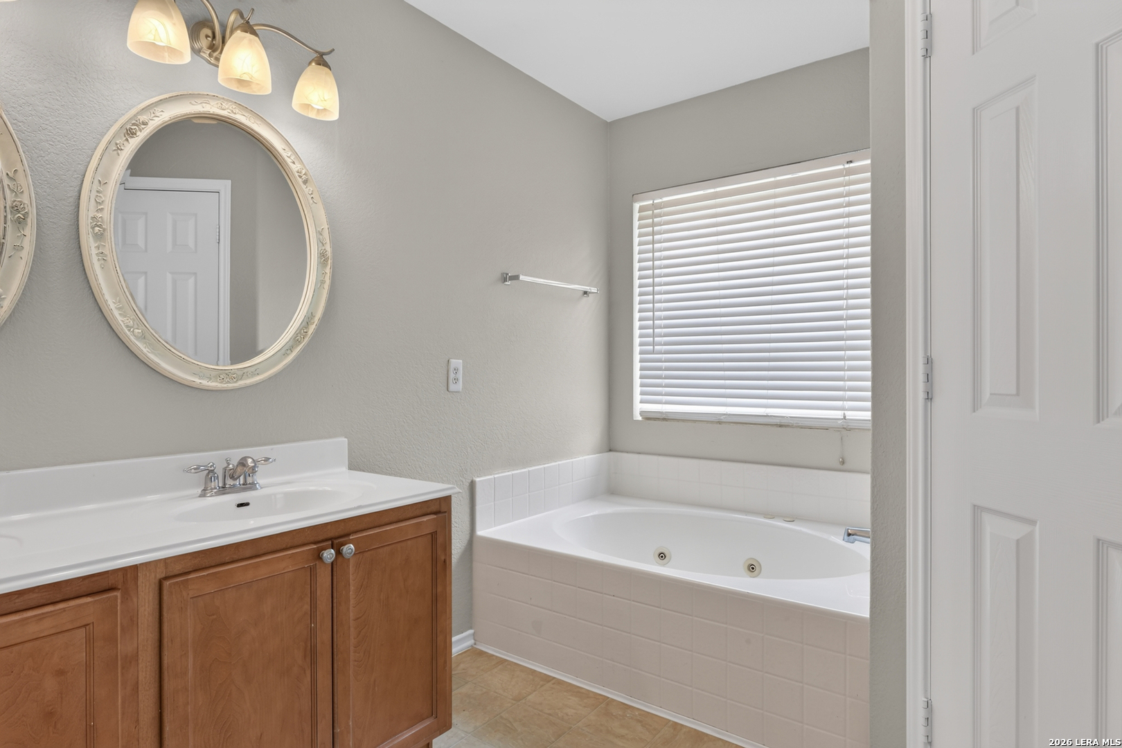 5938 Southern Knoll San Antonio TX 78261