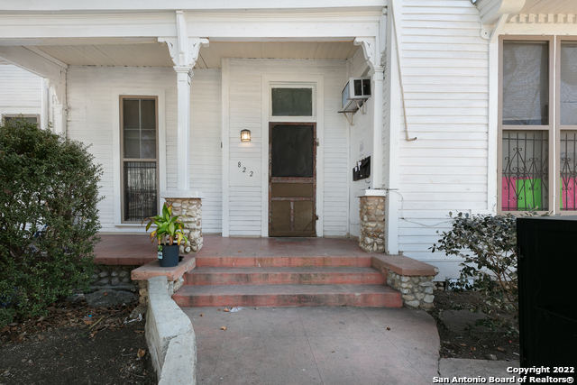822 E Carson Street San Antonio TX 78208