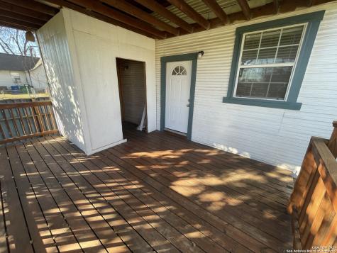 102 Bailey Avenue San Antonio TX 78210