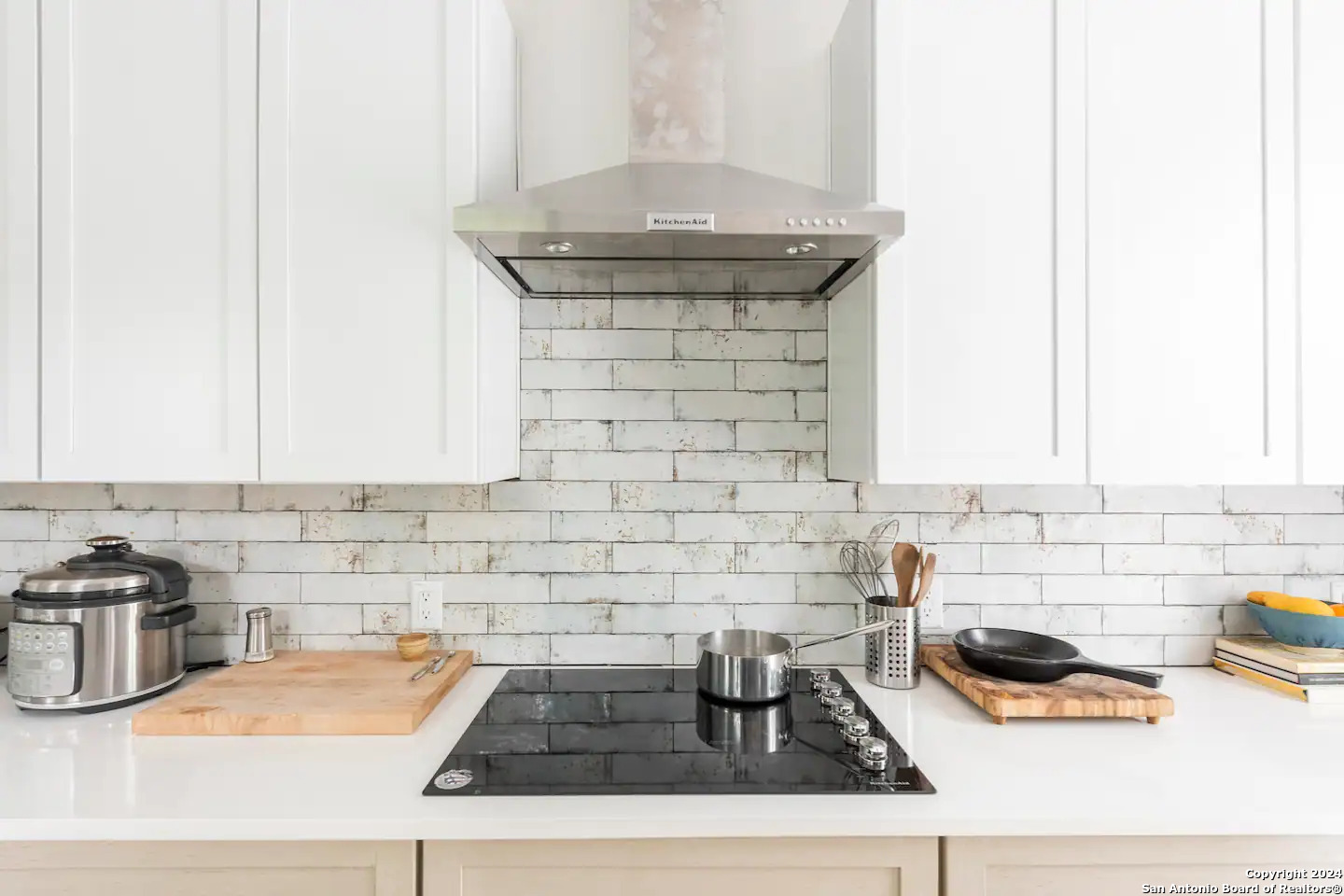 808 E Carson Street San Antonio TX 78208