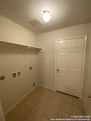6119 Luckey Run San Antonio TX 78252