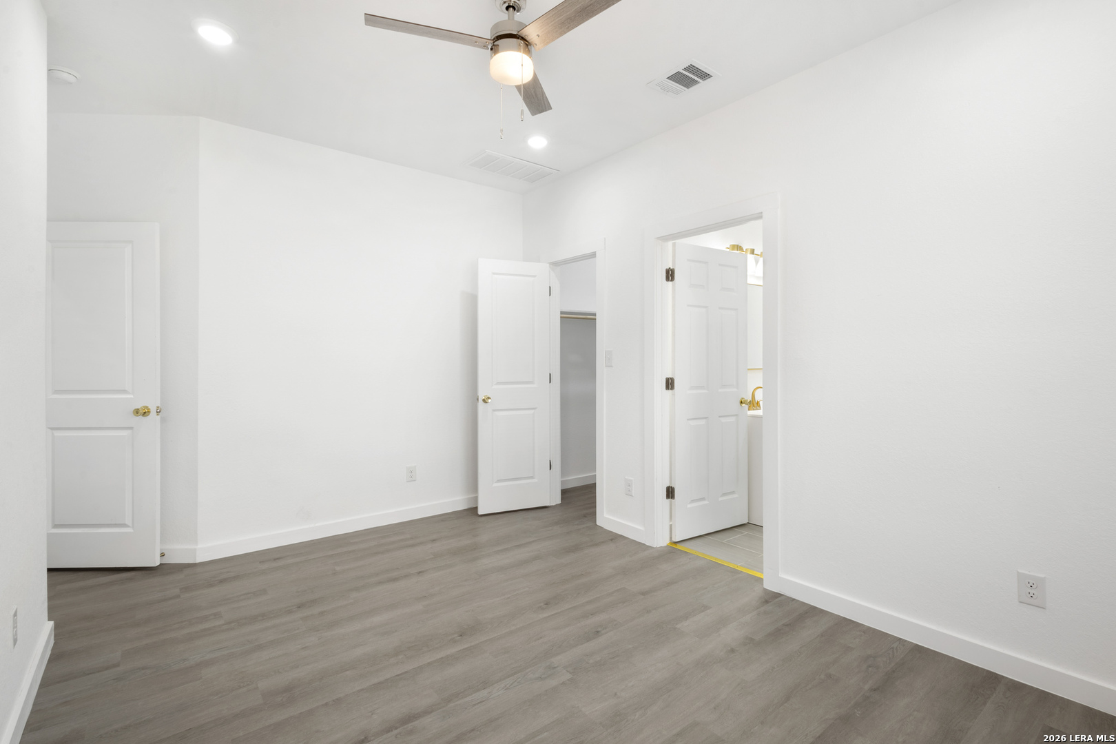 829 Kayton Avenue San Antonio TX 78210