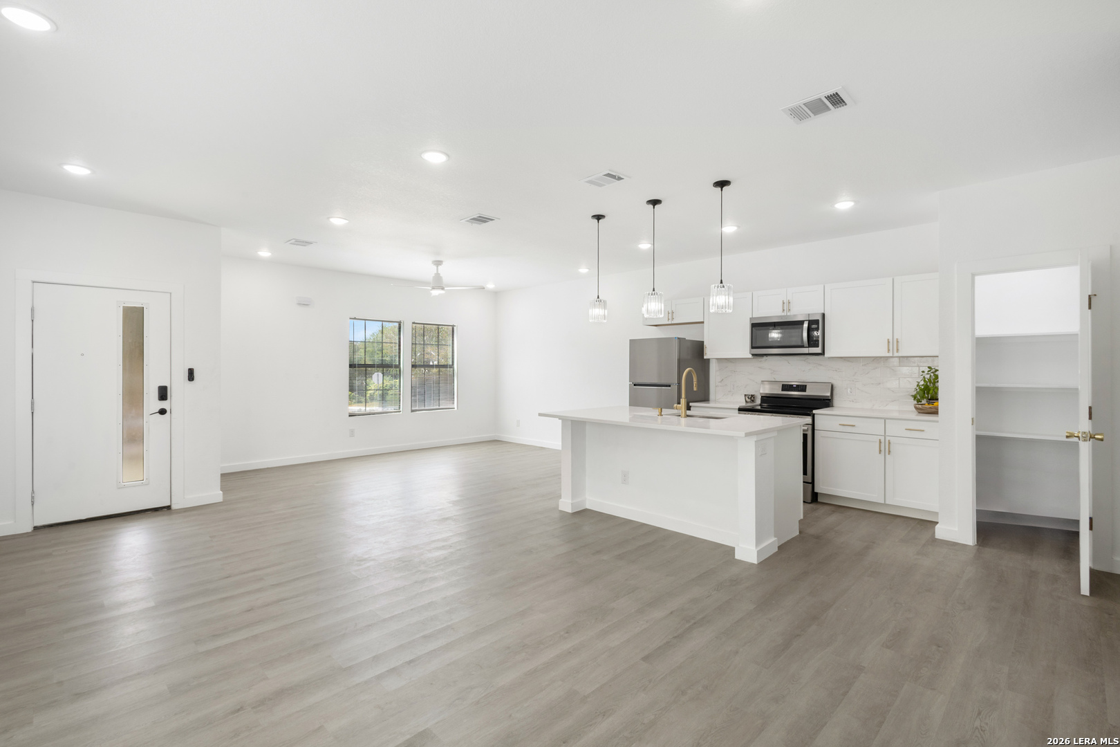 829 Kayton Avenue San Antonio TX 78210