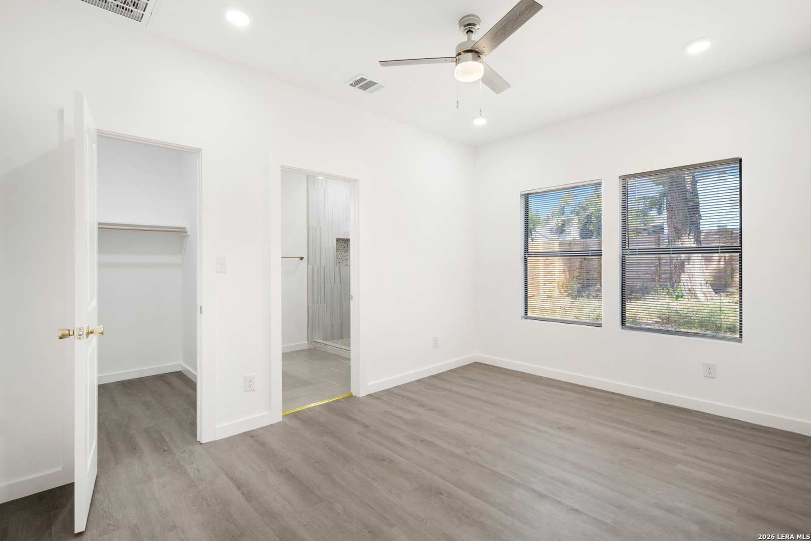 829 Kayton Avenue San Antonio TX 78210