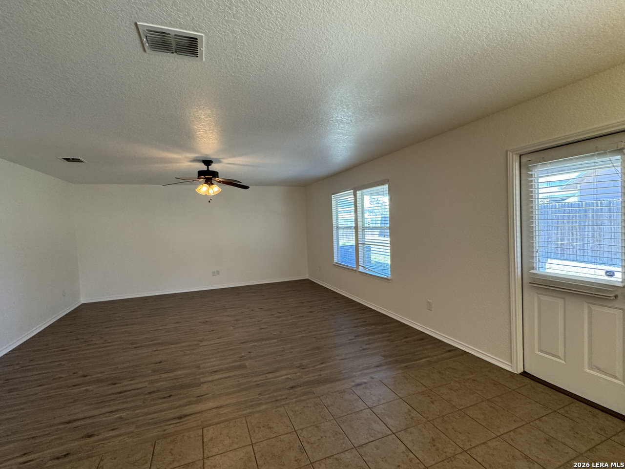 9022 Walking Creek San Antonio TX 78254