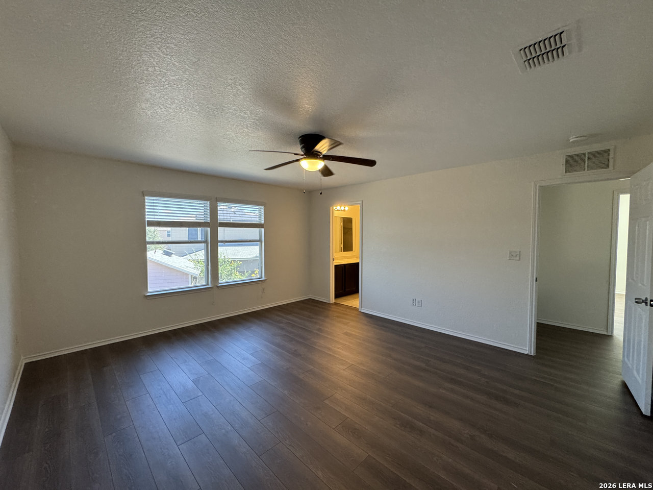 9022 Walking Creek San Antonio TX 78254