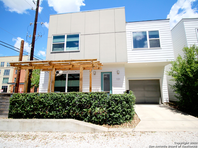 236 E Cevallos San Antonio TX 78204