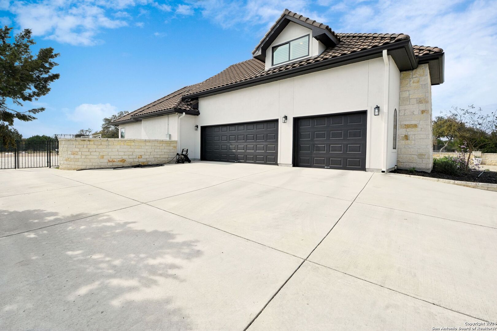 2253 Pinot Blanc New Braunfels TX 78132