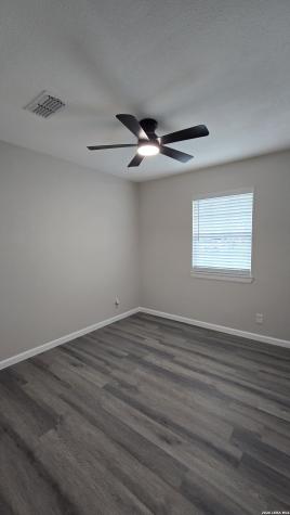 4811 Village View San Antonio TX 78218