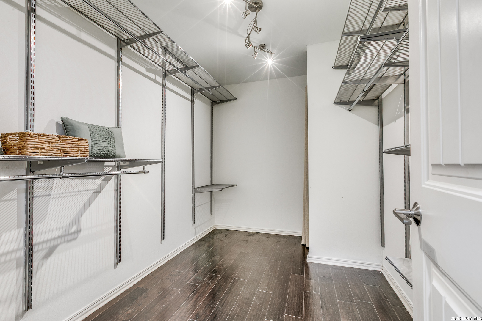 1714 W Summit San Antonio TX 78201
