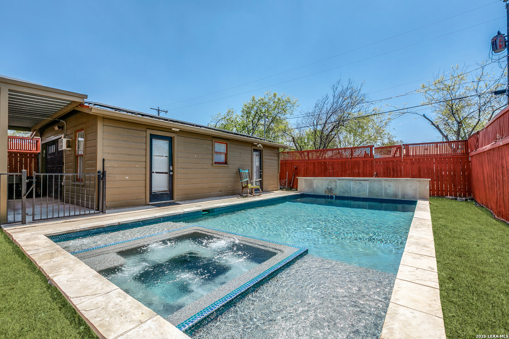 1714 W Summit San Antonio TX 78201
