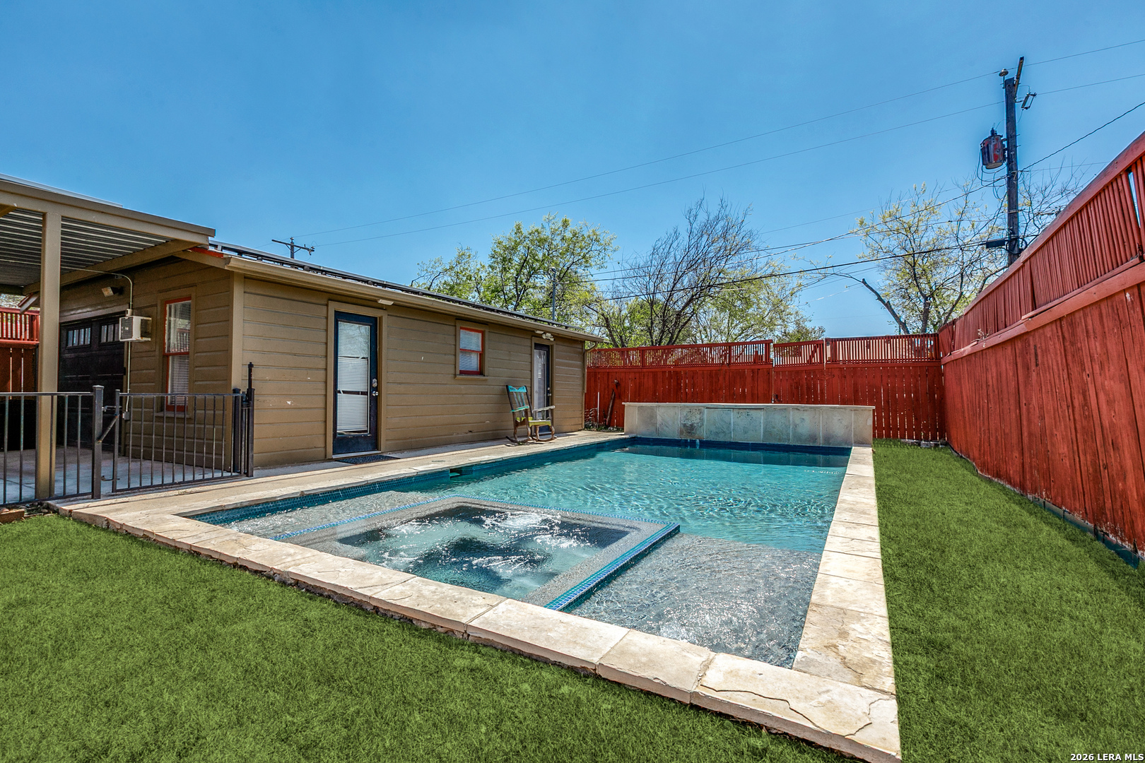 1714 W Summit San Antonio TX 78201