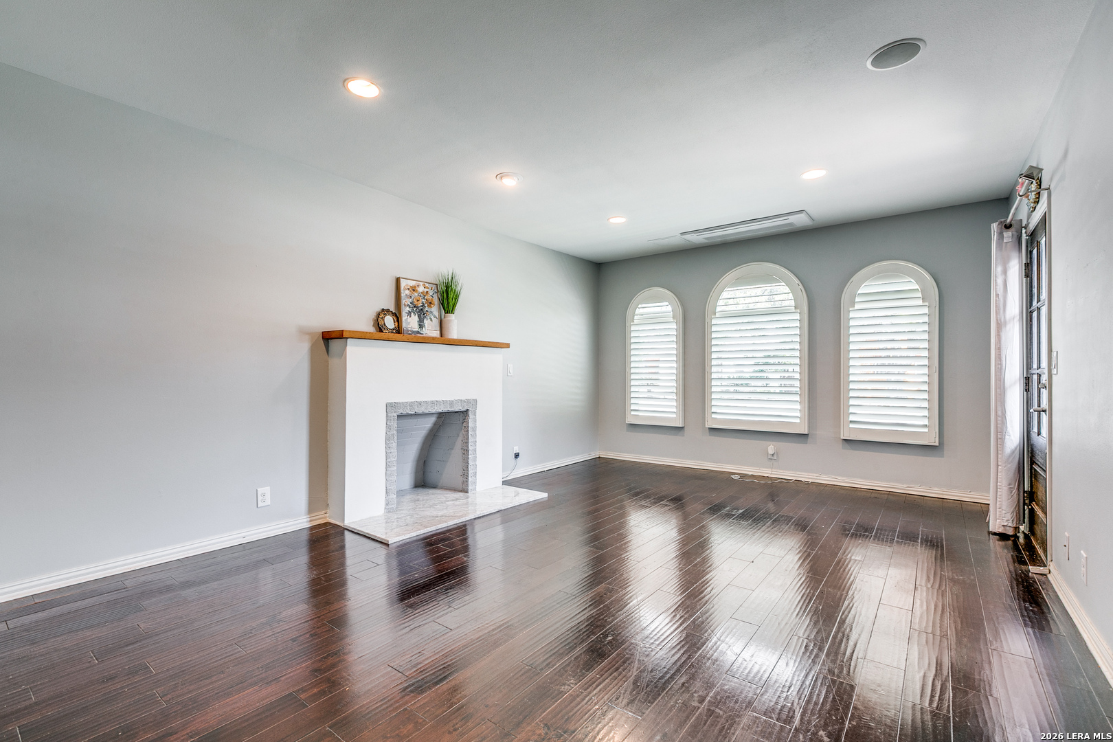 1714 W Summit San Antonio TX 78201
