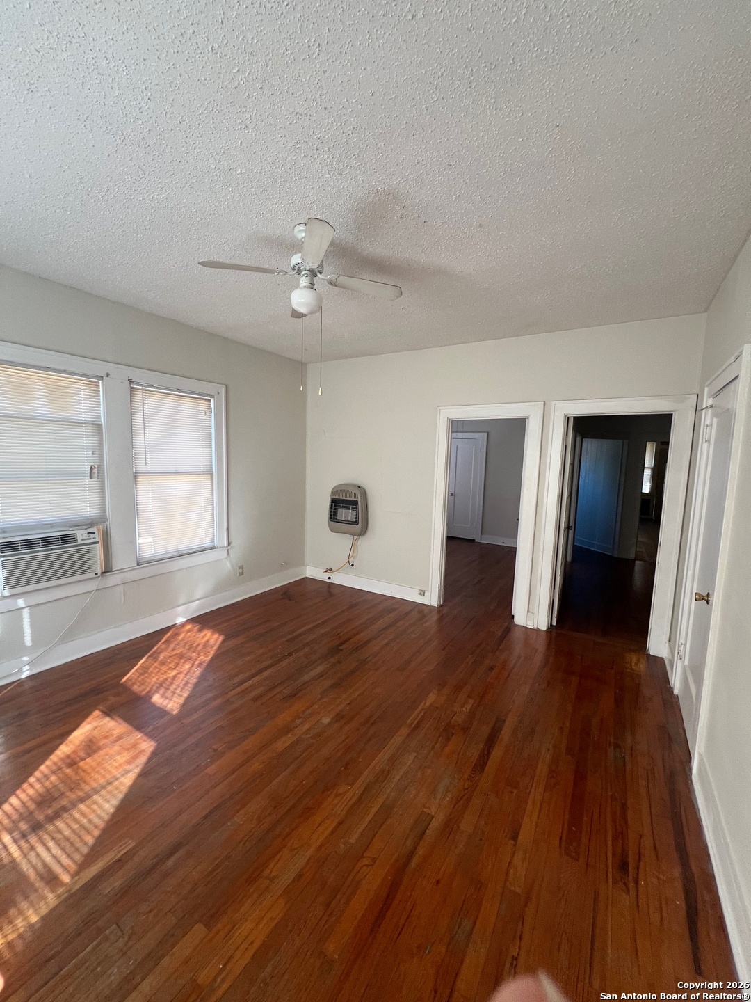 1923 W Kings Highway San Antonio TX 78201