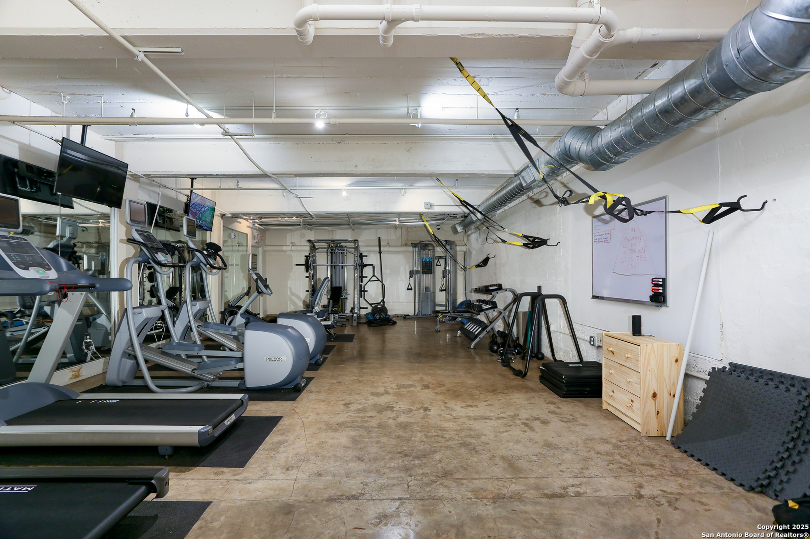 1401 S Flores San Antonio TX 78204