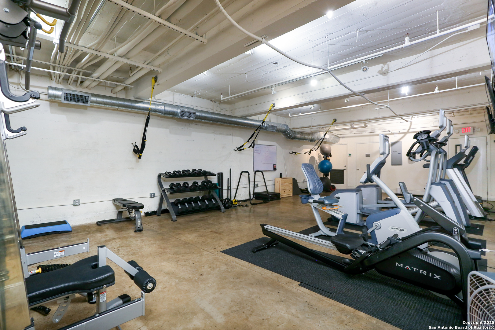 1401 S Flores San Antonio TX 78204