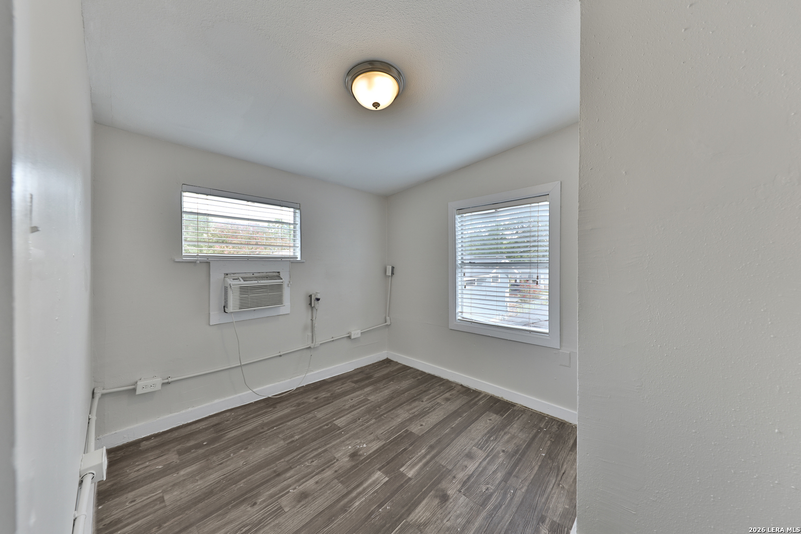 827 W Rosewood Ave Apt #5 San Antonio TX 78212