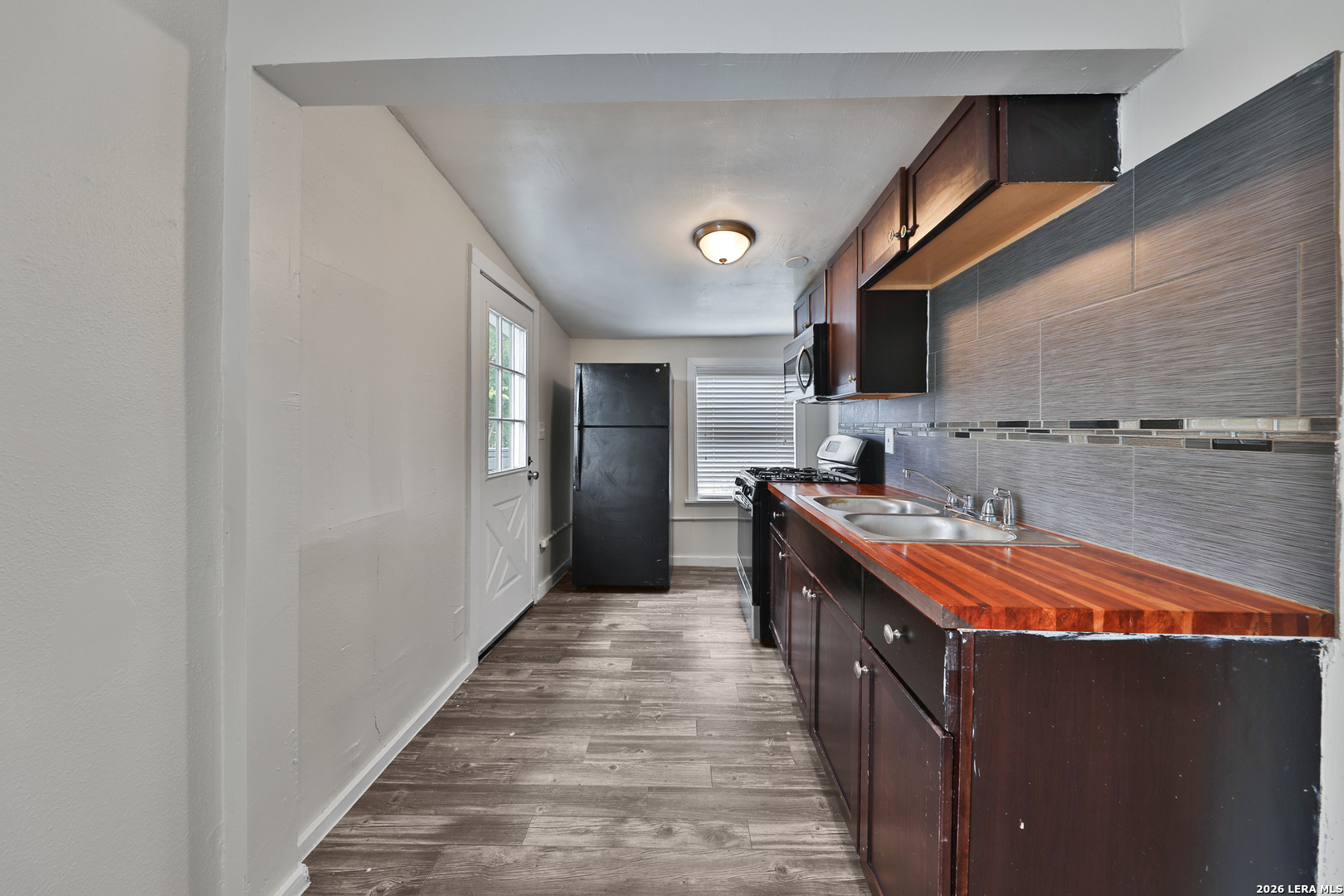 827 W Rosewood Ave Apt #5 San Antonio TX 78212