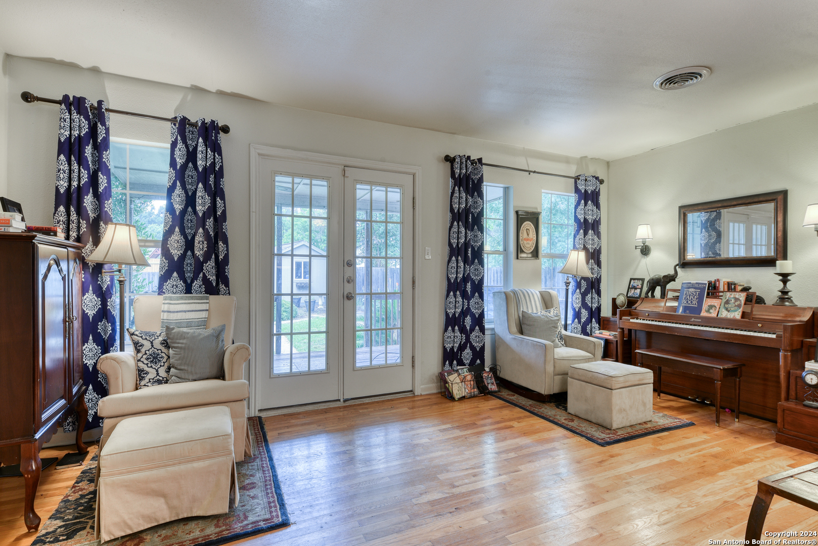 935 Vanderhoeven Drive San Antonio TX 78209