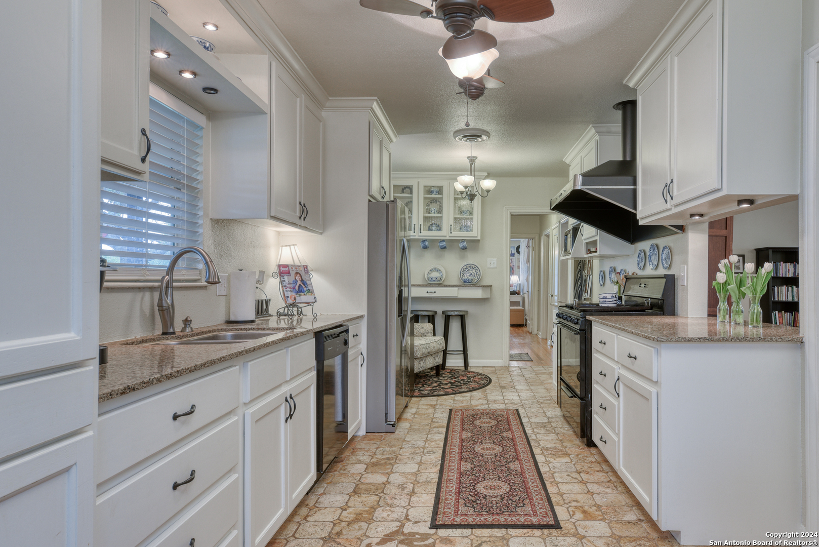 935 Vanderhoeven Drive San Antonio TX 78209
