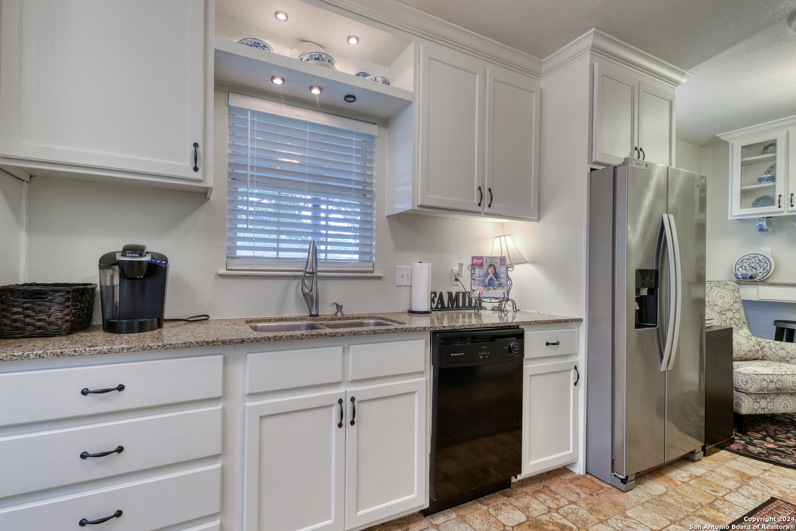 935 Vanderhoeven Drive San Antonio TX 78209