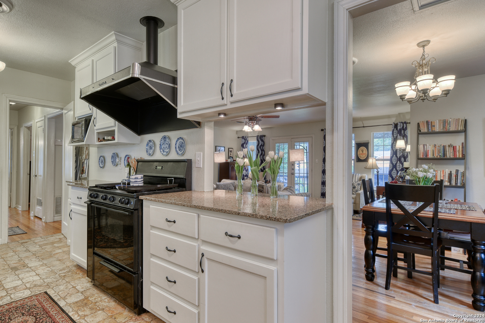 935 Vanderhoeven Drive San Antonio TX 78209