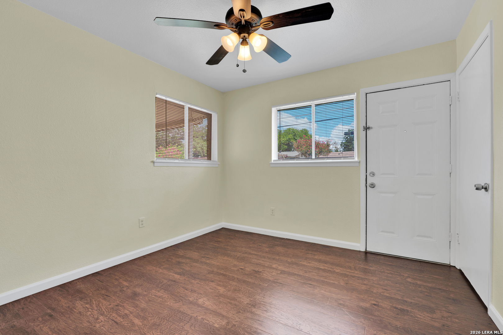 417 E Lindbergh Boulevard Universal City TX 78148