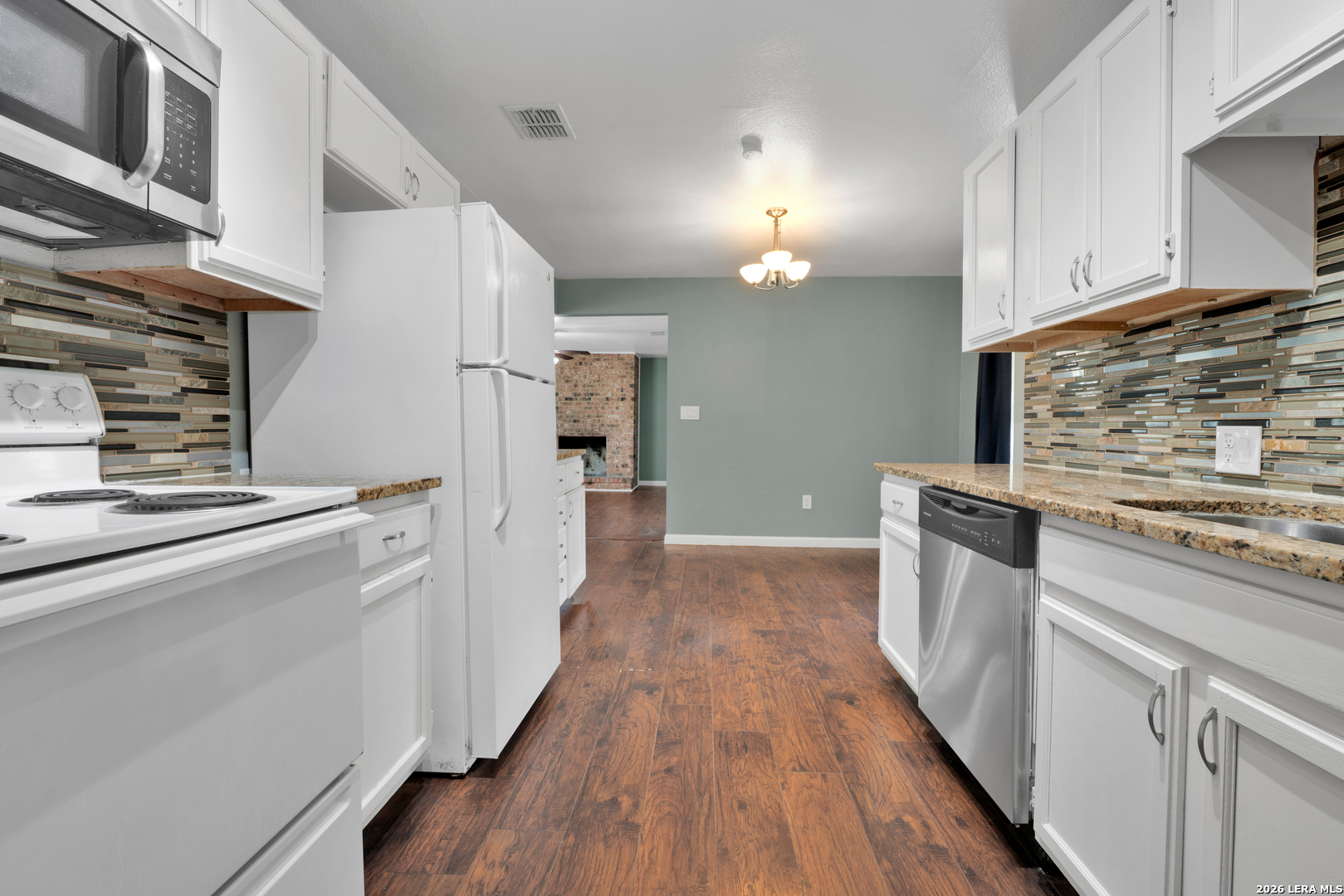 417 E Lindbergh Boulevard Universal City TX 78148