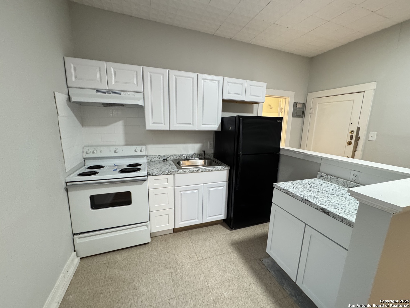 407 E Locust San Antonio TX 78212
