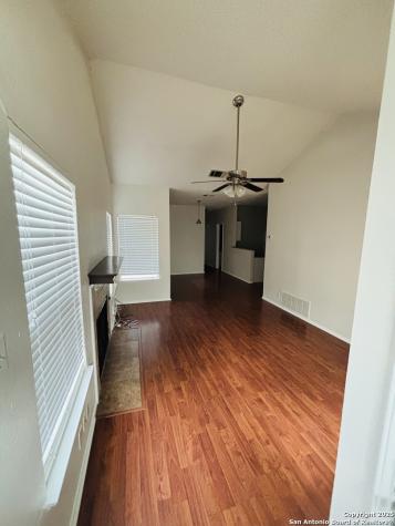 3415 Ridge Smoke San Antonio TX 78247