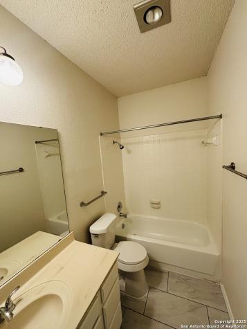 3415 Ridge Smoke San Antonio TX 78247