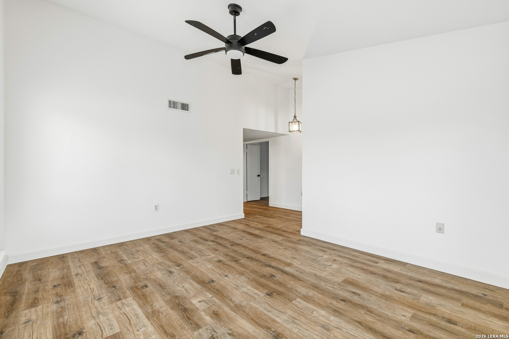 13519 Brinwood Universal City TX 78148