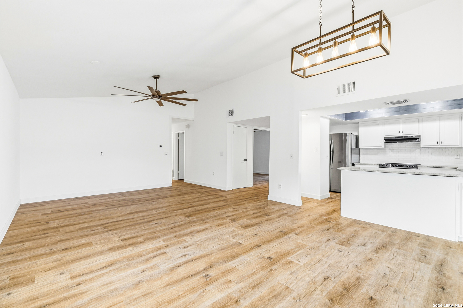 13519 Brinwood Universal City TX 78148