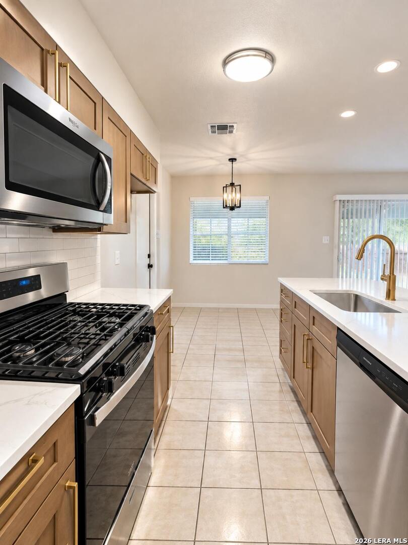 4223 Bayliss Street San Antonio TX 78233