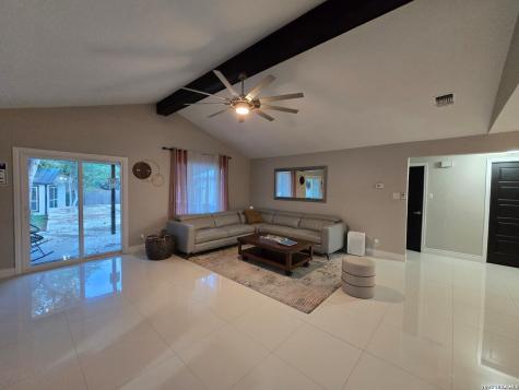 8410 Shallow Creek San Antonio TX 78251