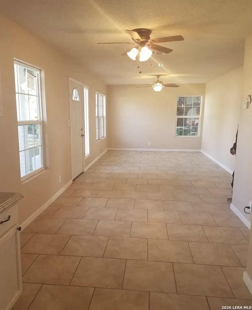 906 E Petaluma Boulevard San Antonio TX 78221