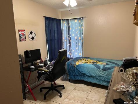 906 E Petaluma Boulevard San Antonio TX 78221
