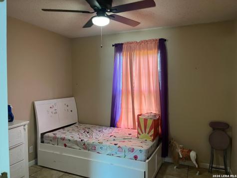 906 E Petaluma Boulevard San Antonio TX 78221