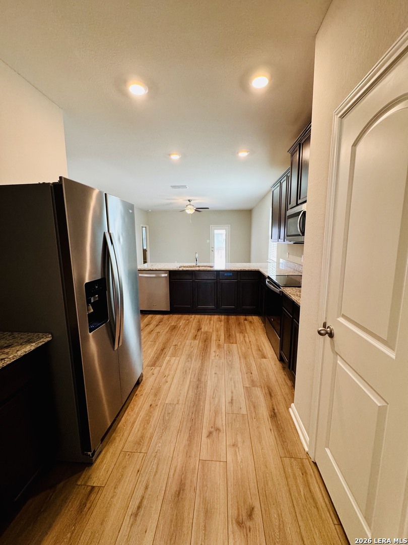 9147 Bennett Forest Converse TX 78109