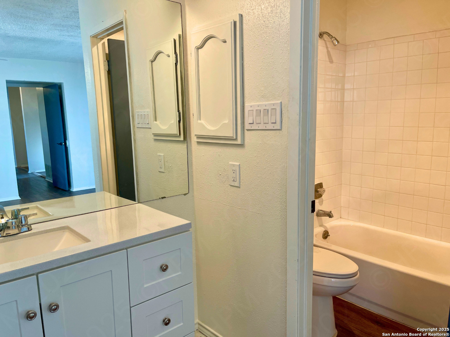 8024 Echo Wind Street San Antonio TX 78250