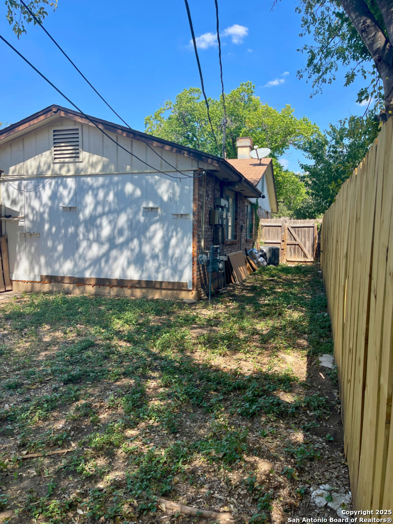 8024 Echo Wind Street San Antonio TX 78250