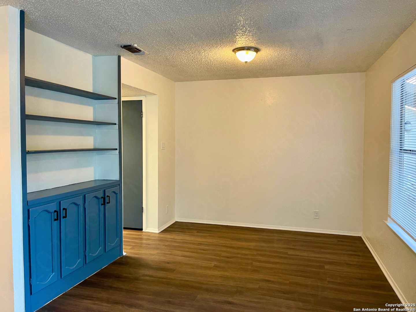 8024 Echo Wind Street San Antonio TX 78250