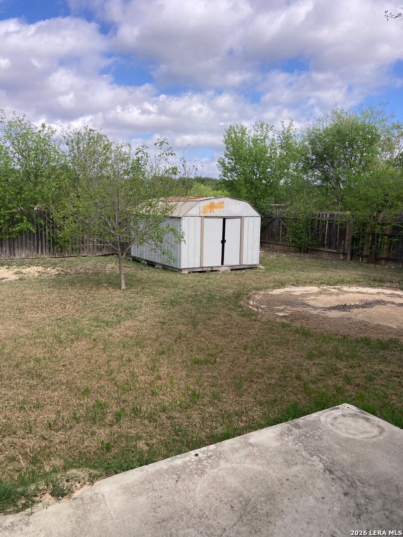 7915 Avellano San Antonio TX 78250