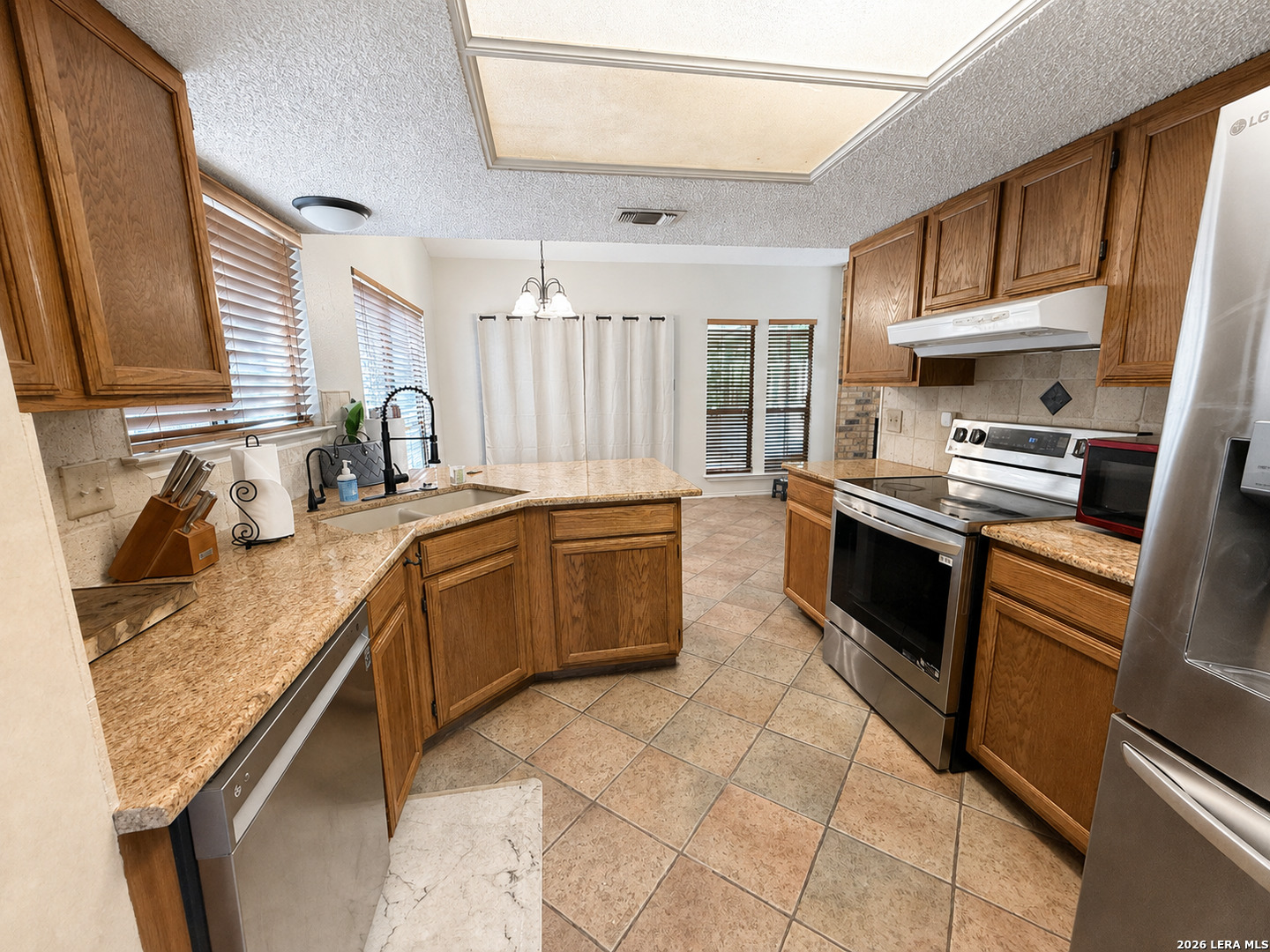 17319 Antlers Cove Helotes TX 78023