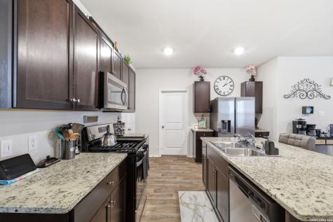 10520 Pomme San Antonio TX 78252
