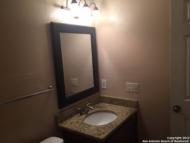 10563 Kinderhook San Antonio TX 78245