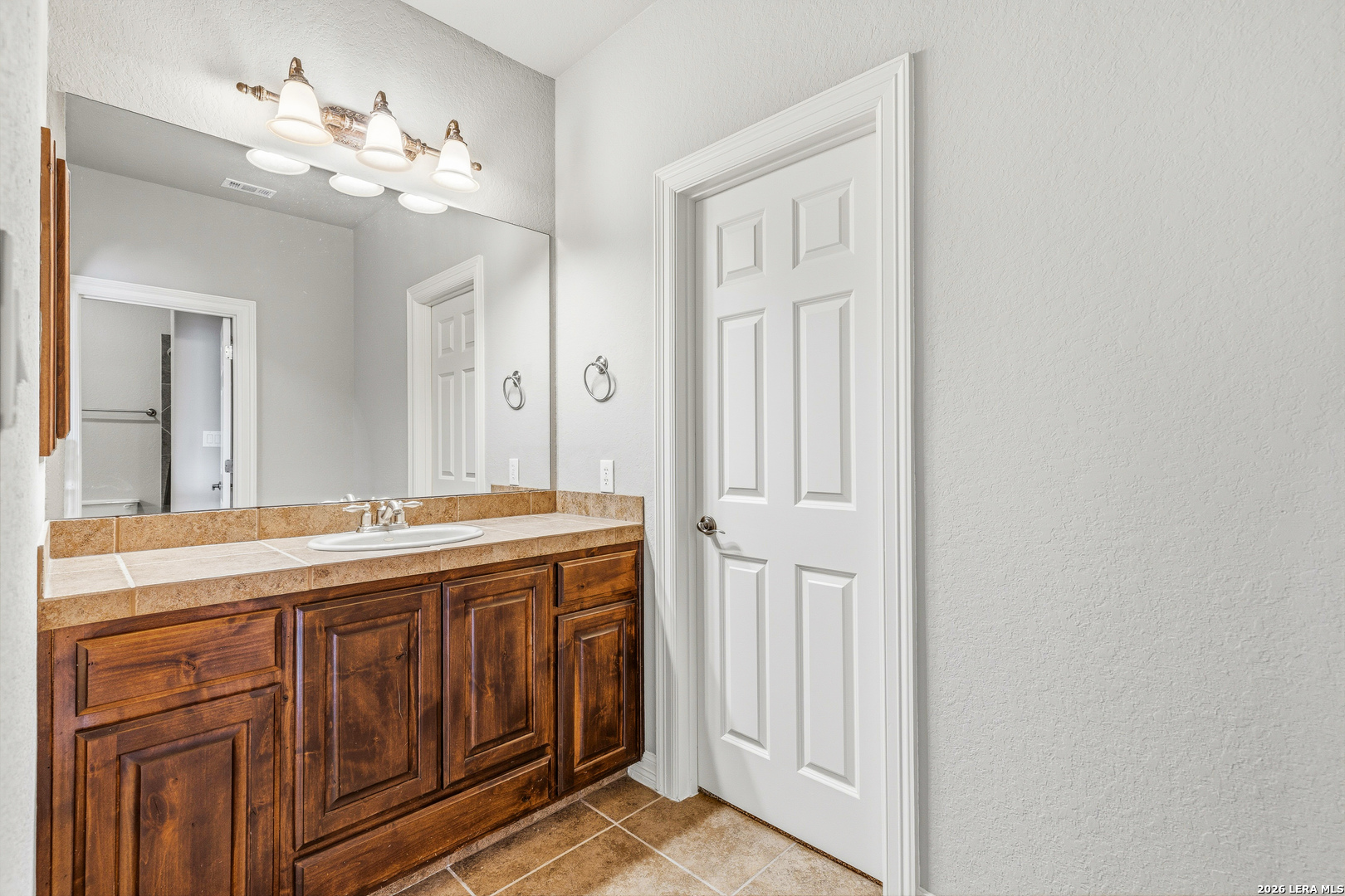 615 Sentry Hill San Antonio TX 78260