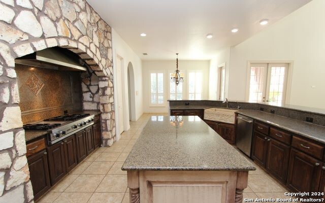 24402 Saddle Rock San Antonio TX 78260