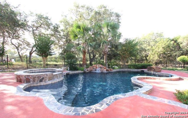 24402 Saddle Rock San Antonio TX 78260