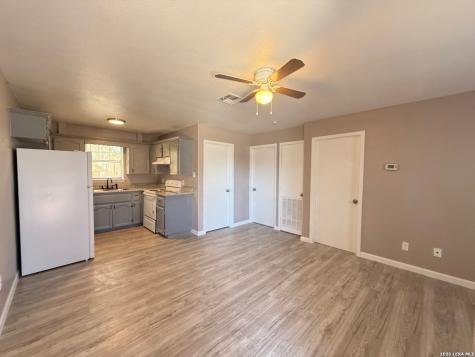 1405 Donaldson San Antonio TX 78228
